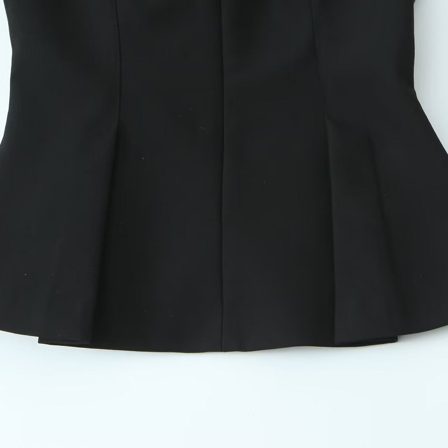 House of Luna | The Modern Muse V-Top