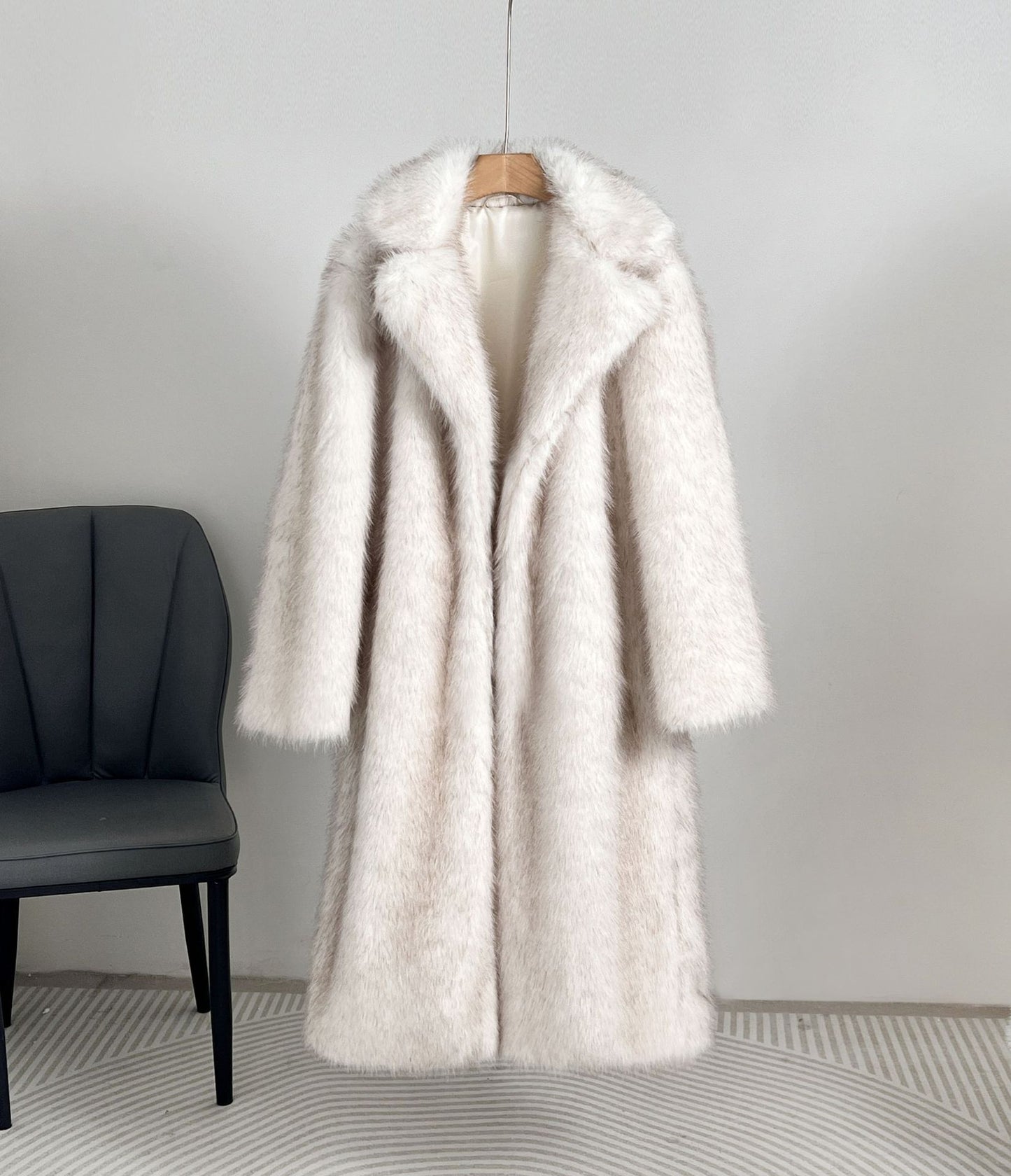House of Luna | The Luxe Monarch Coat