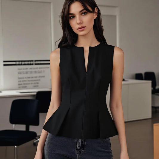 House of Luna | The Modern Muse V-Top