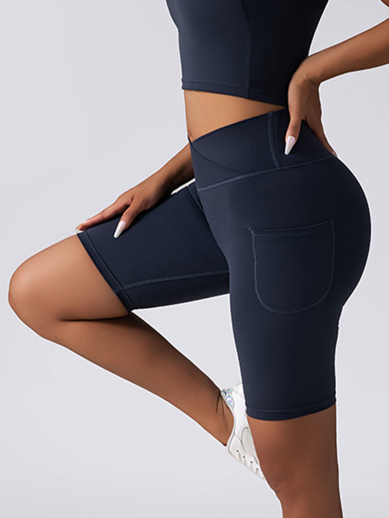House of Luna | Seamless High-Waist Biker Shorts – Tummy Control with Pockets