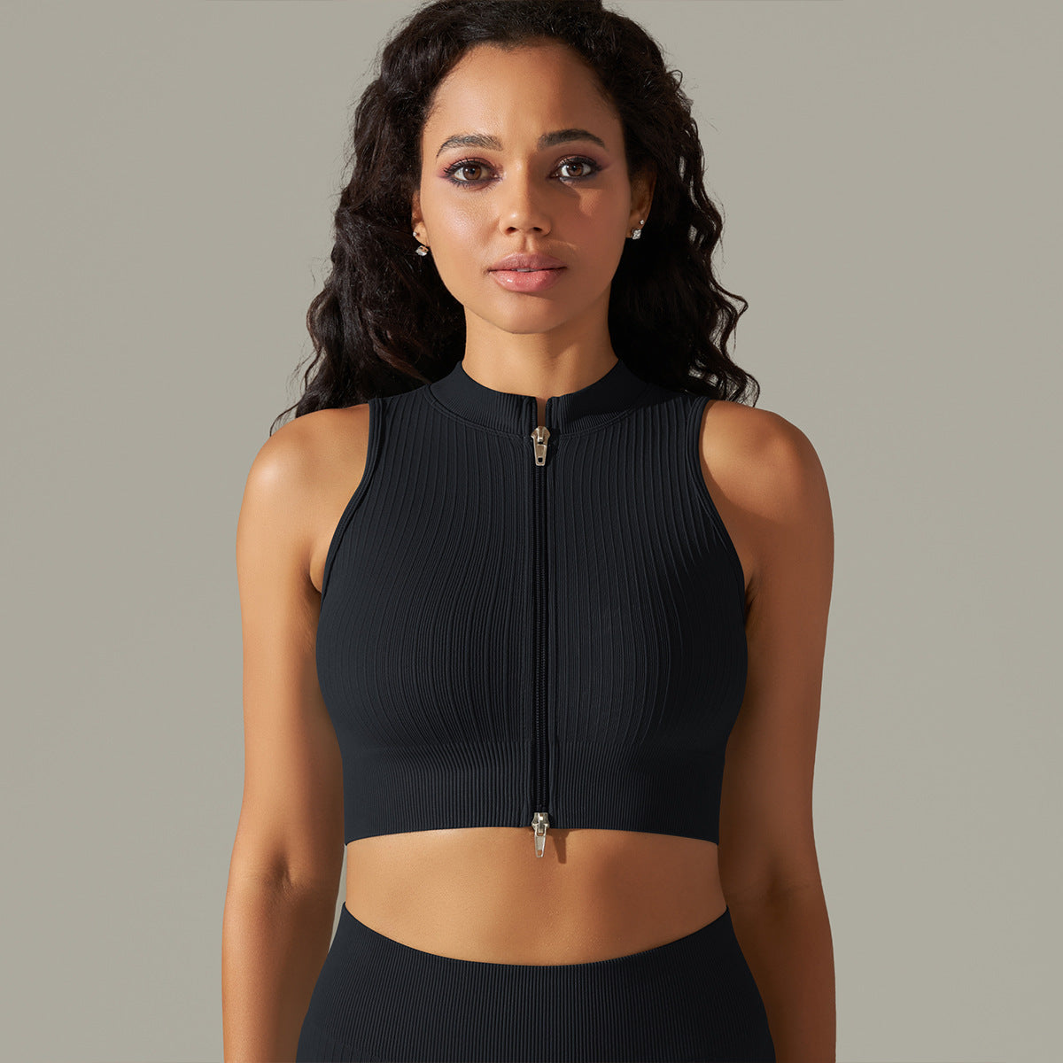 House of Luna | Active Set – Zip-Up Crop Top & High-Waisted Shorts
