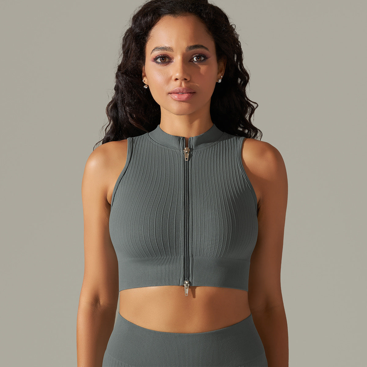 House of Luna | Active Set – Zip-Up Crop Top & High-Waisted Shorts