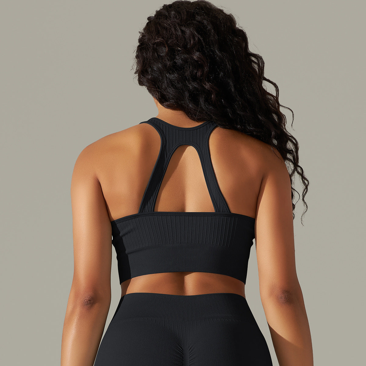 House of Luna | Active Set – Zip-Up Crop Top & High-Waisted Shorts